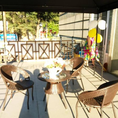 Hotel Newland Chiatura Luaran gambar
