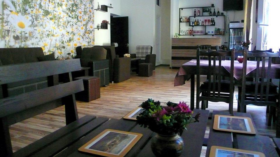 Hotel Newland Chiatura Luaran gambar