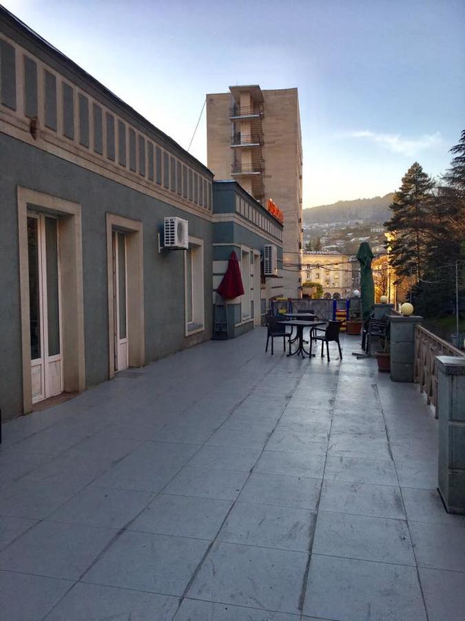 Hotel Newland Chiatura Luaran gambar