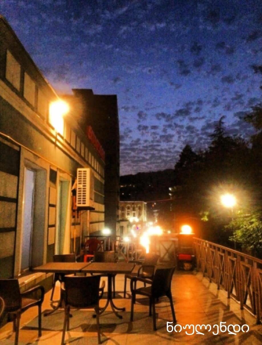 Hotel Newland Chiatura Luaran gambar
